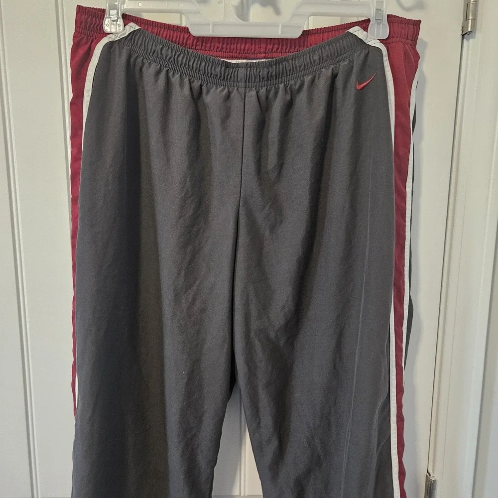 Y2K Nike Charcoal Grey With Burgundy White Stripes And Lining Joggers Tracksuits